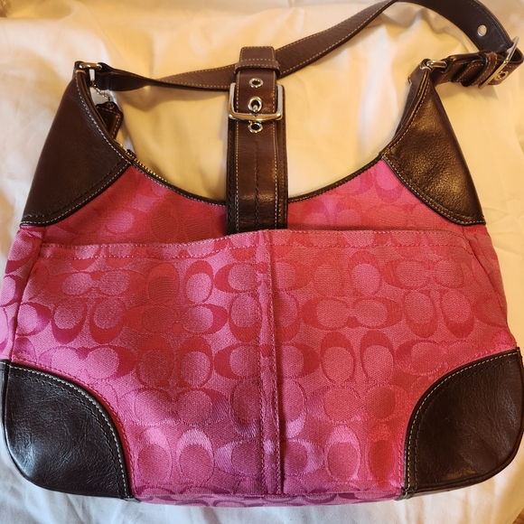 COACH - Picture 2 of 9